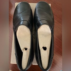 Clark’s women’s leather shoes size 10.
